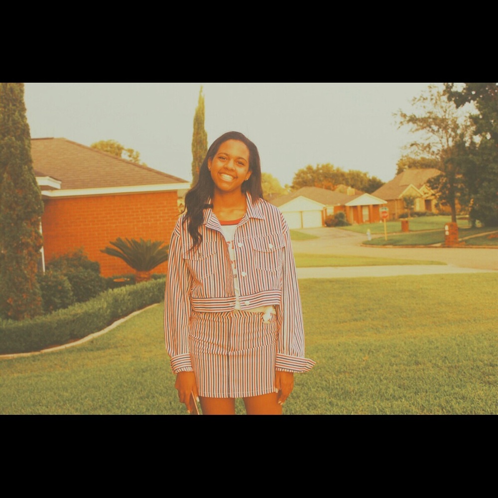 Meet your Posher, Lawryn